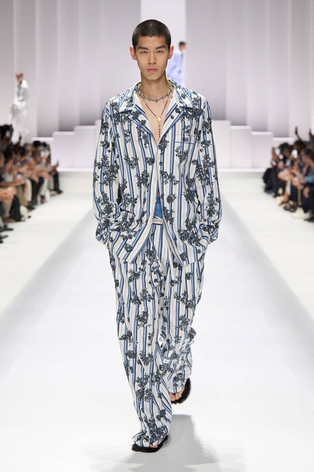 Dolce & Gabbana: Menswear SS26 - 10 Magazine